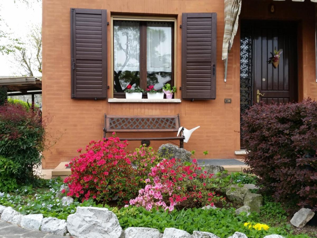 B&B Accanto Al Focolare 2 Udine Exteriér fotografie